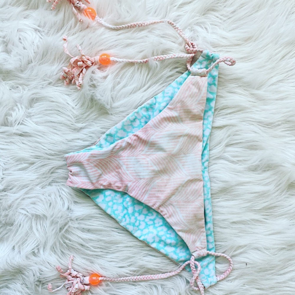 VS swim suit bottoms
